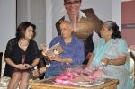 Mahesh Bhatt at Maryada book launch in Rahej Classique on 20th Nov 2012 (11).JPG
